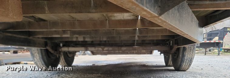 image for item MB9915 1999 Martin Trailers  utility trailer