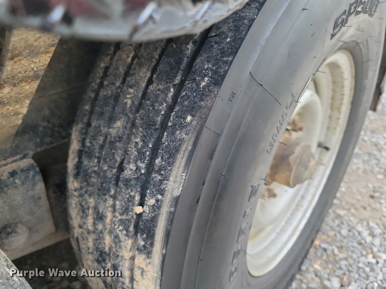 image for item MB9915 1999 Martin Trailers  utility trailer