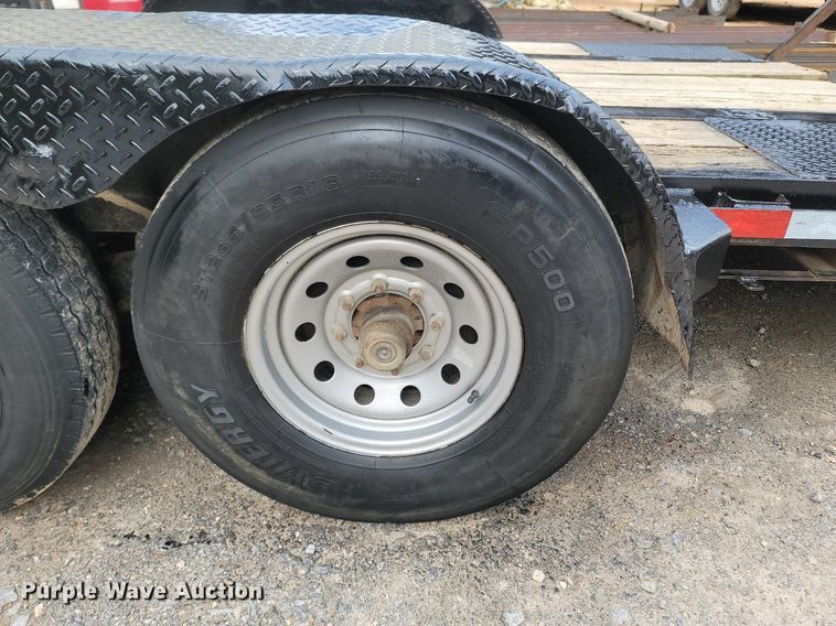 image for item MB9915 1999 Martin Trailers  utility trailer