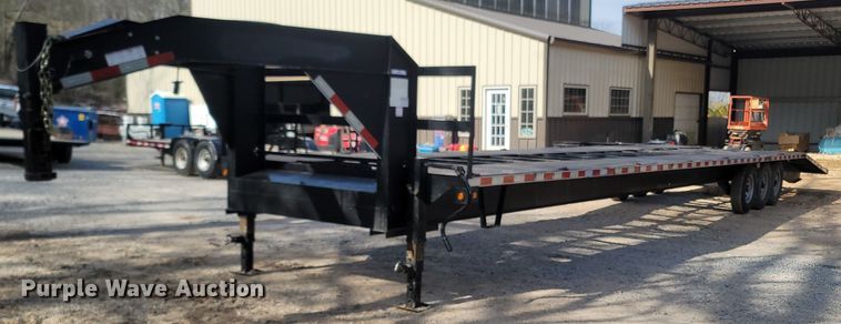 image for item MB9916 2016 Kaufman  equipment trailer