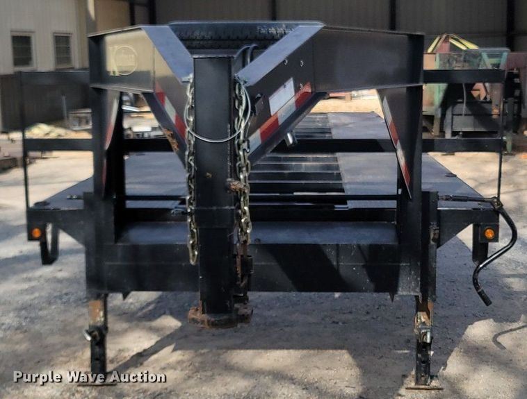 image for item MB9916 2016 Kaufman  equipment trailer