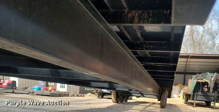 image for item MB9916 2016 Kaufman  equipment trailer