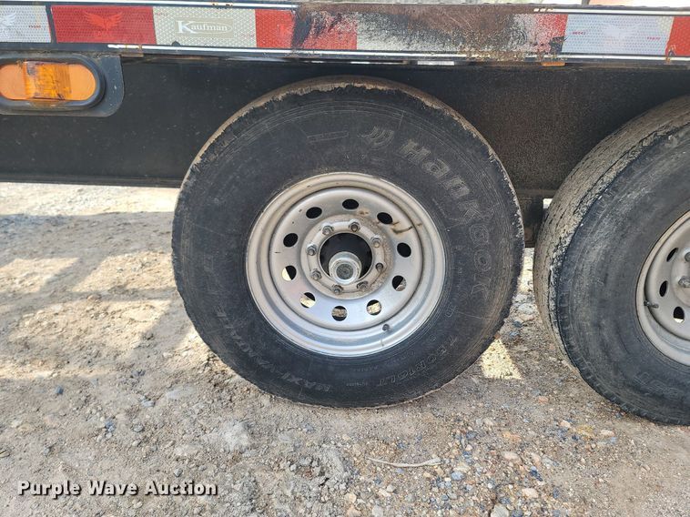 image for item MB9916 2016 Kaufman  equipment trailer