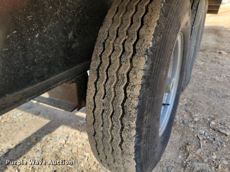 image for item MB9916 2016 Kaufman  equipment trailer