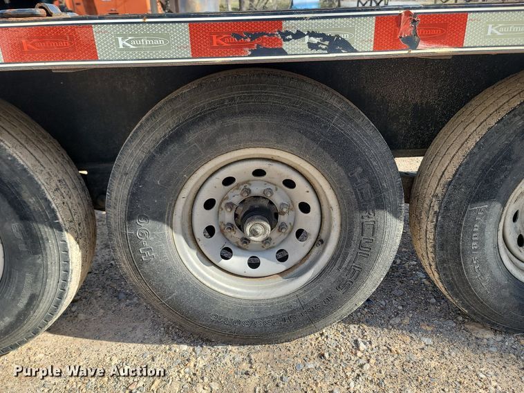 image for item MB9916 2016 Kaufman  equipment trailer