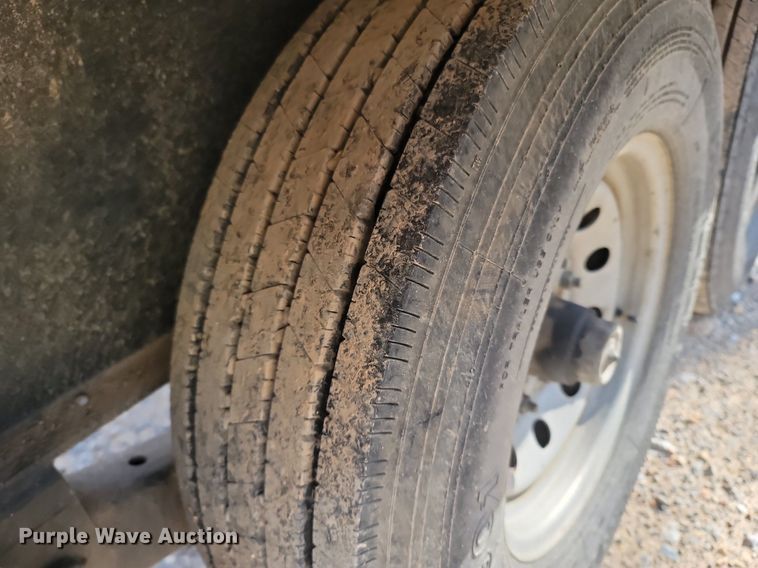 image for item MB9916 2016 Kaufman  equipment trailer