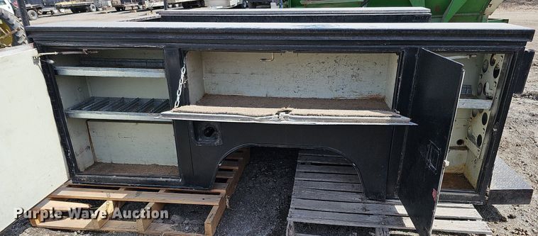 image for item MC9702 Knapheide 9304  utility bed