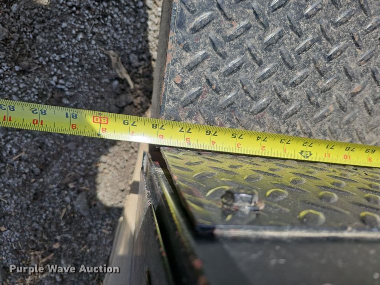 image for item MC9702 Knapheide 9304  utility bed