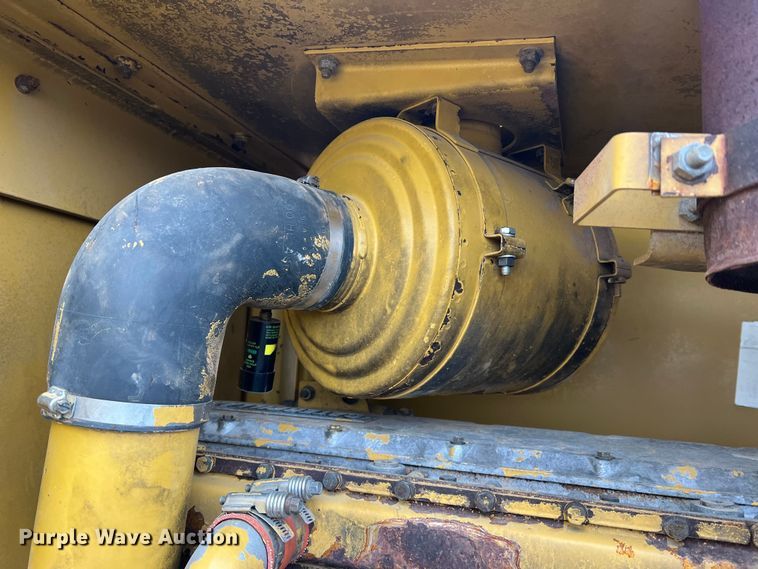 image for item MM9281 1995 Caterpillar CP563C  single drum vibratory roller