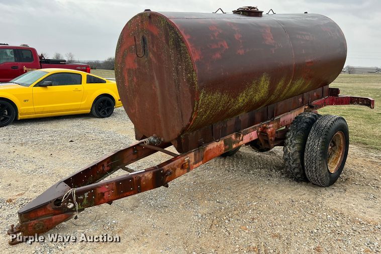 image for item MM9282 Tank trailer