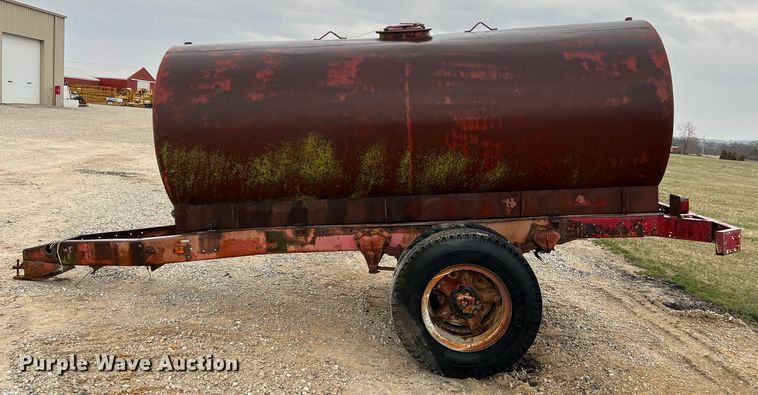 image for item MM9282 Tank trailer