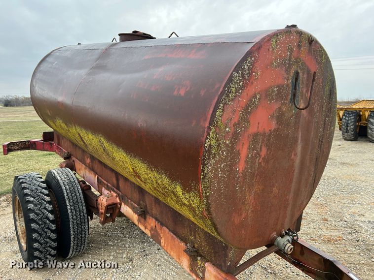 image for item MM9282 Tank trailer