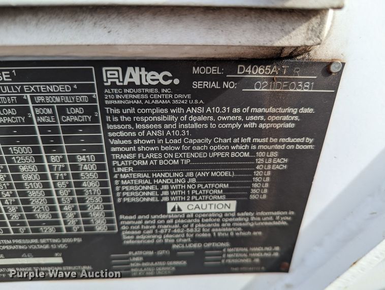 image for item MN9833 2012 International WorkStar 7400  digger derrick truck