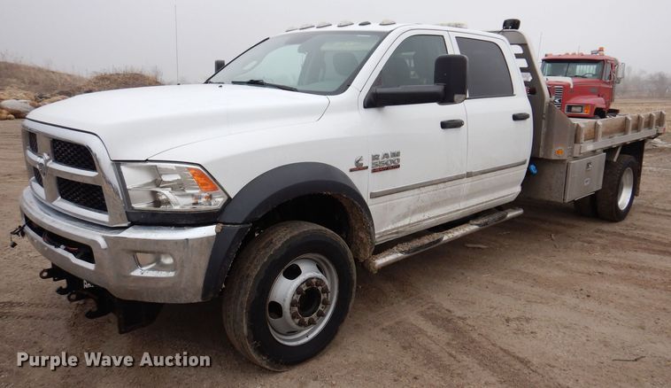 image for item MO9544 2017 Dodge Ram 5500HD  Crew Cab flatbed truck