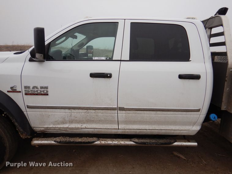 image for item MO9544 2017 Dodge Ram 5500HD  Crew Cab flatbed truck