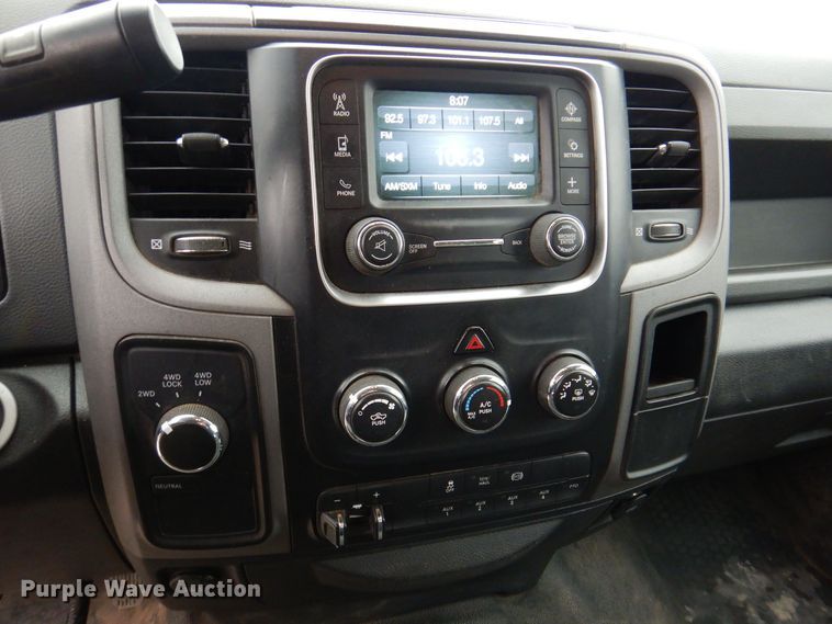 image for item MO9544 2017 Dodge Ram 5500HD  Crew Cab flatbed truck