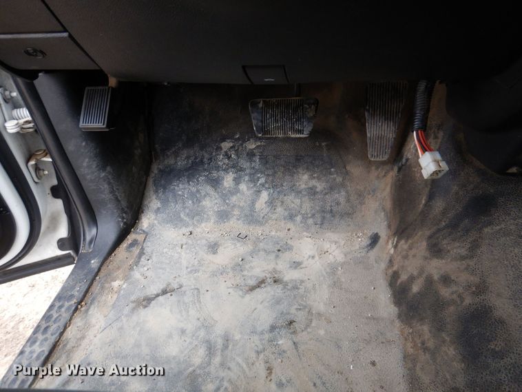 image for item MO9544 2017 Dodge Ram 5500HD  Crew Cab flatbed truck