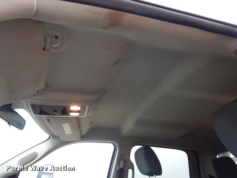 image for item MO9544 2017 Dodge Ram 5500HD  Crew Cab flatbed truck