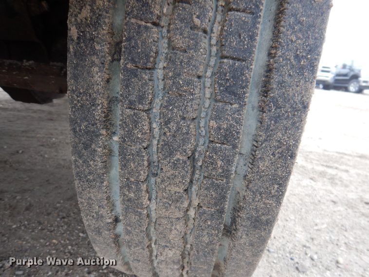 image for item MO9544 2017 Dodge Ram 5500HD  Crew Cab flatbed truck