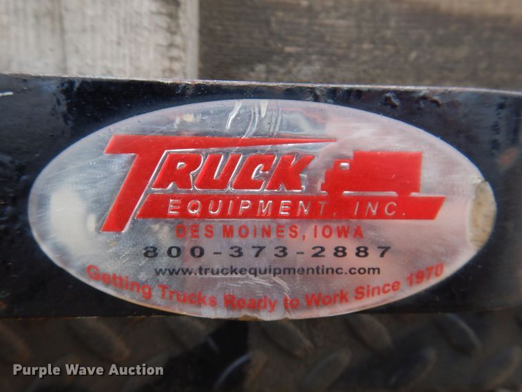 image for item MO9545 2014 Dodge Ram 5500HD  Crew Cab flatbed truck