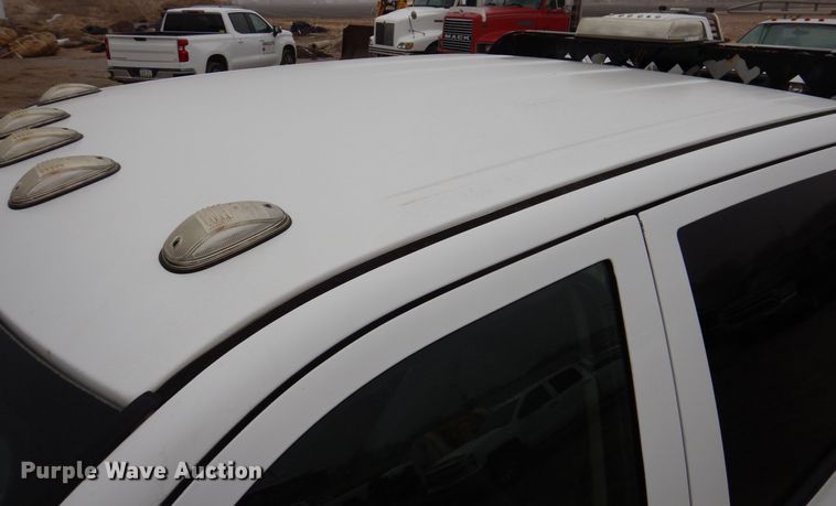 image for item MO9545 2014 Dodge Ram 5500HD  Crew Cab flatbed truck