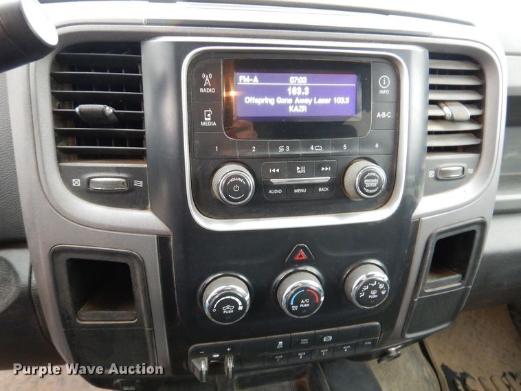 image for item MO9545 2014 Dodge Ram 5500HD  Crew Cab flatbed truck