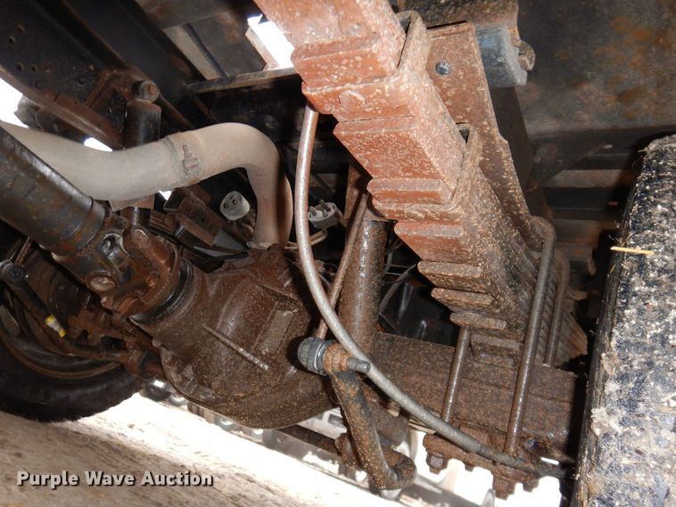 image for item MO9545 2014 Dodge Ram 5500HD  Crew Cab flatbed truck