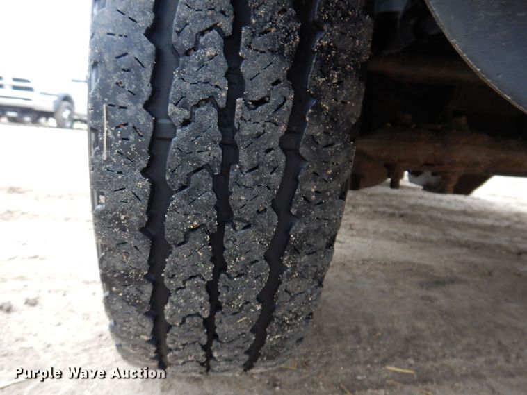 image for item MO9545 2014 Dodge Ram 5500HD  Crew Cab flatbed truck