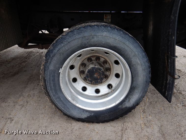 image for item MO9545 2014 Dodge Ram 5500HD  Crew Cab flatbed truck