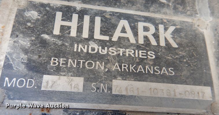 image for item MO9575 2004 Kenworth T800  dump truck