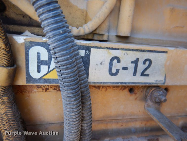 image for item MO9575 2004 Kenworth T800  dump truck