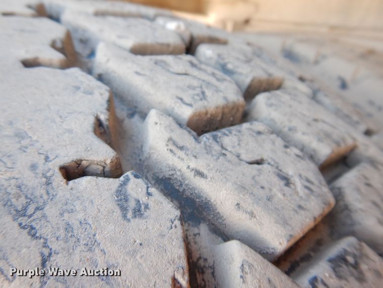 image for item MO9575 2004 Kenworth T800  dump truck