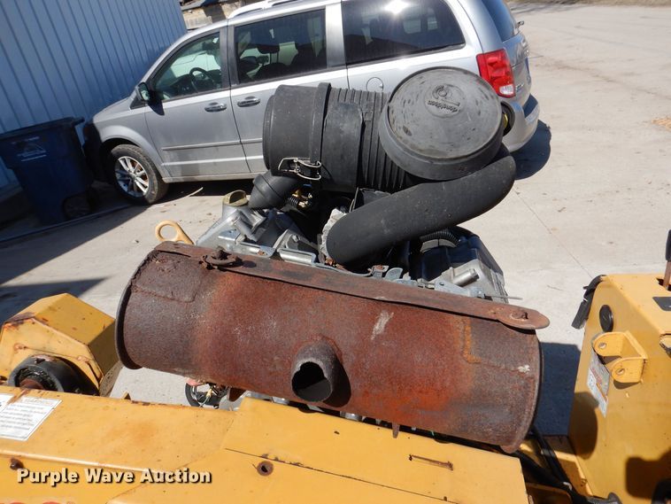 image for item MO9578 2005 Rayco RG1361  stump grinder