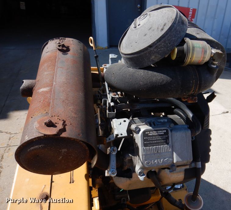 image for item MO9578 2005 Rayco RG1361  stump grinder