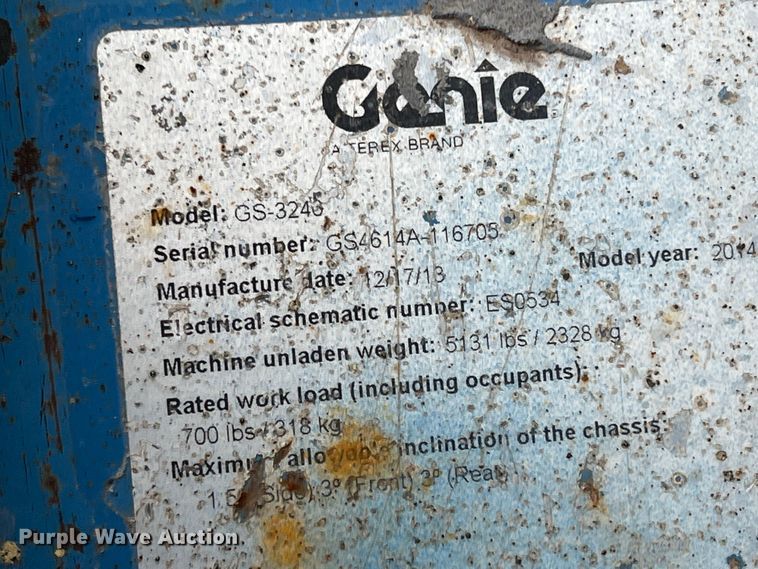 image for item MQ9870 2014 Genie GS-3246  scissor lift