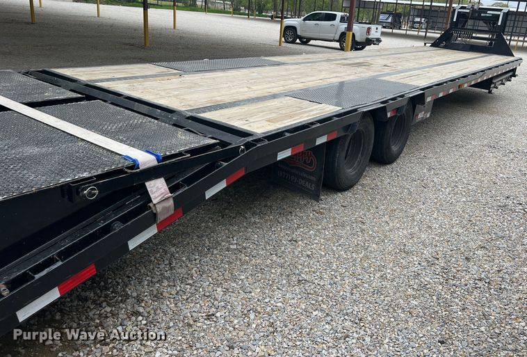 image for item MQ9871 2020 PJ  equipment trailer