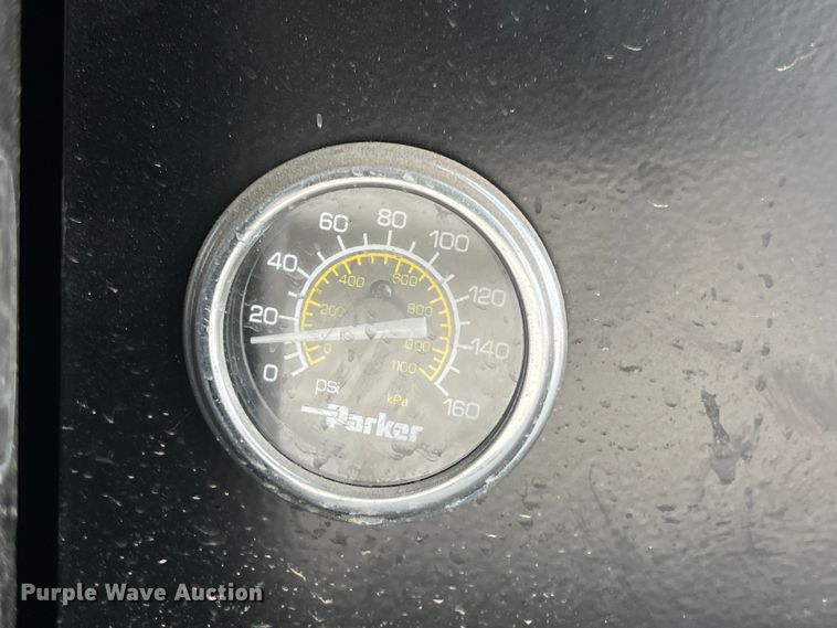 image for item MQ9871 2020 PJ  equipment trailer