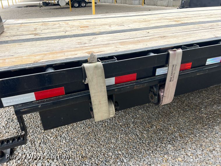 image for item MQ9871 2020 PJ  equipment trailer