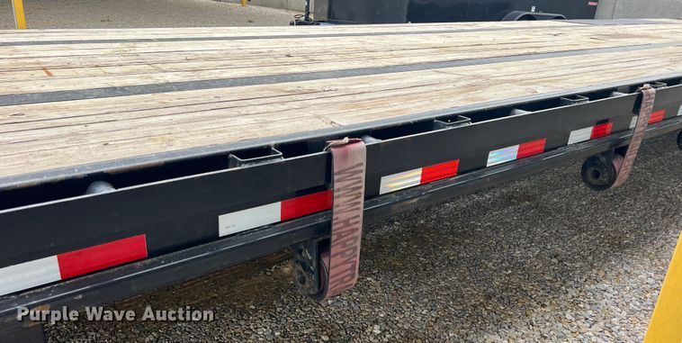 image for item MQ9871 2020 PJ  equipment trailer