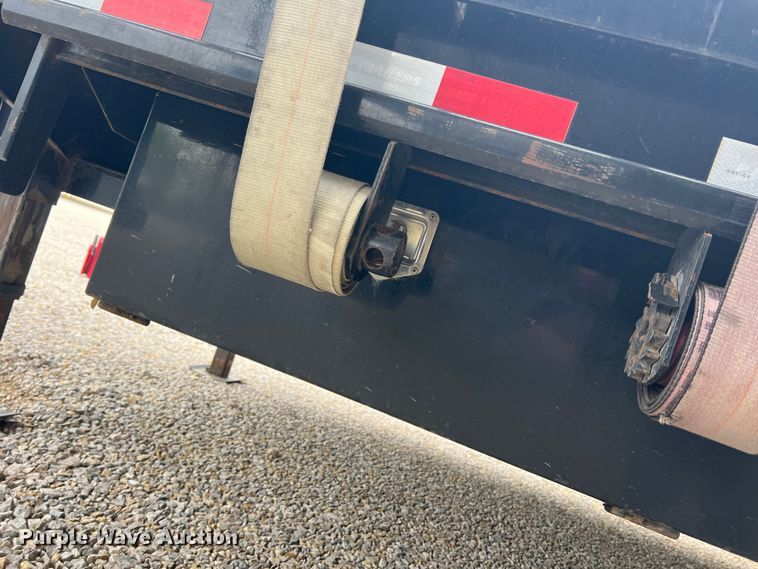 image for item MQ9871 2020 PJ  equipment trailer