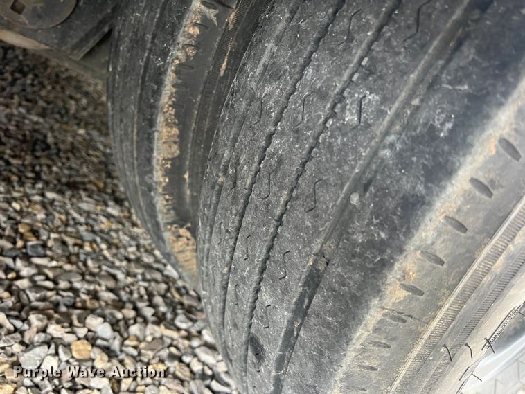 image for item MQ9871 2020 PJ  equipment trailer