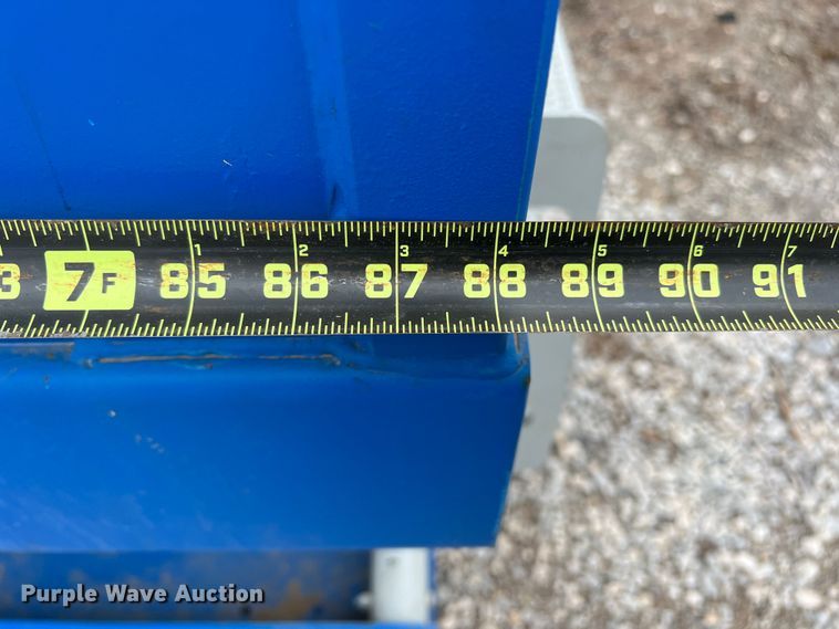 image for item MQ9872 1999 Genie GS2646  scissor lift