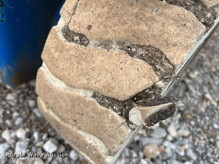 image for item MQ9872 1999 Genie GS2646  scissor lift