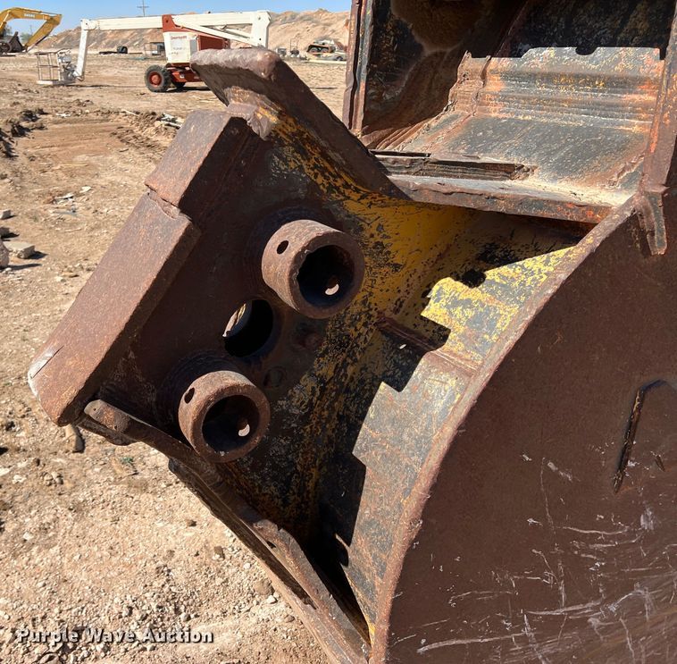 image for item MQ9881 2002 Case CX800  excavator