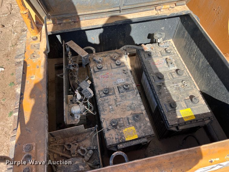 image for item MQ9881 2002 Case CX800  excavator