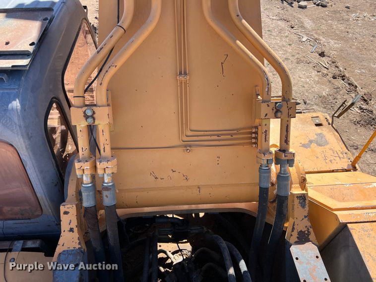 image for item MQ9881 2002 Case CX800  excavator