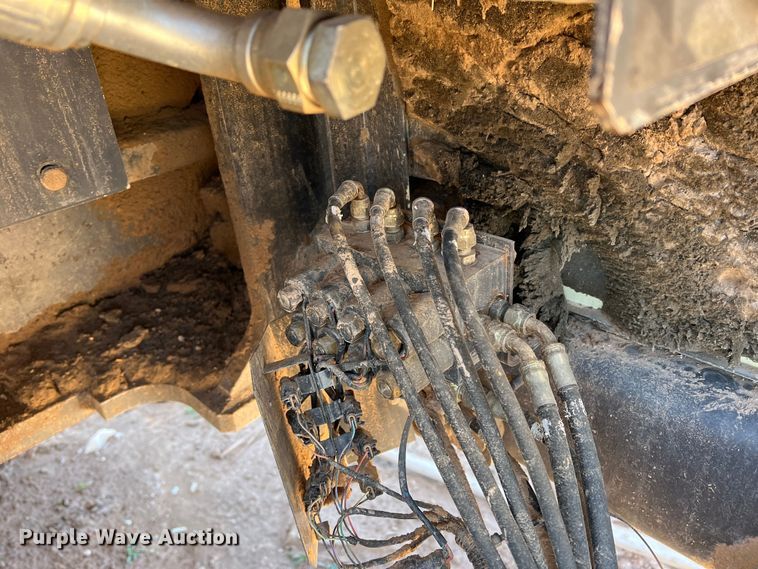 image for item MQ9881 2002 Case CX800  excavator