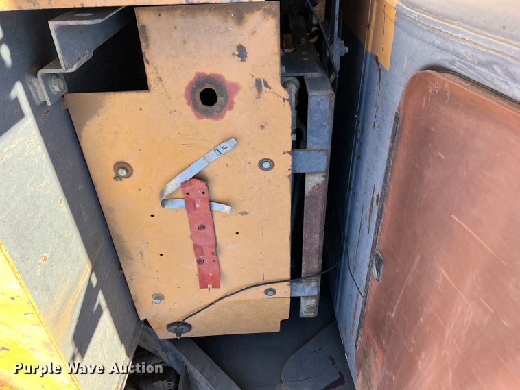 image for item MQ9881 2002 Case CX800  excavator