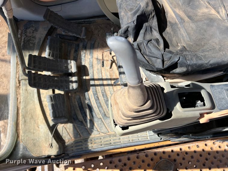 image for item MQ9881 2002 Case CX800  excavator