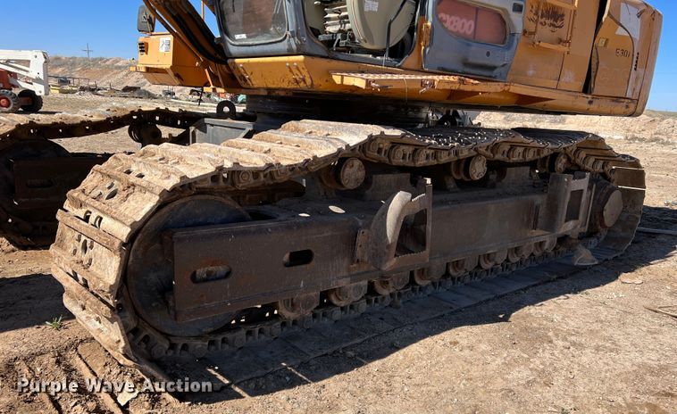 image for item MQ9881 2002 Case CX800  excavator